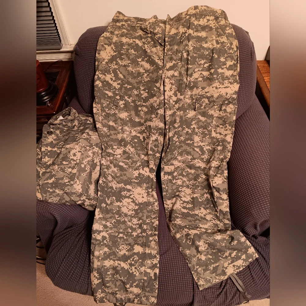 Mens Tru Spec Tactical Shirt & Pants - Picture 1 of 8